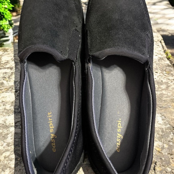 New!Women’s Easy Spirit JPWILLIS Black Slip On Loafers - Picture 3 of 4